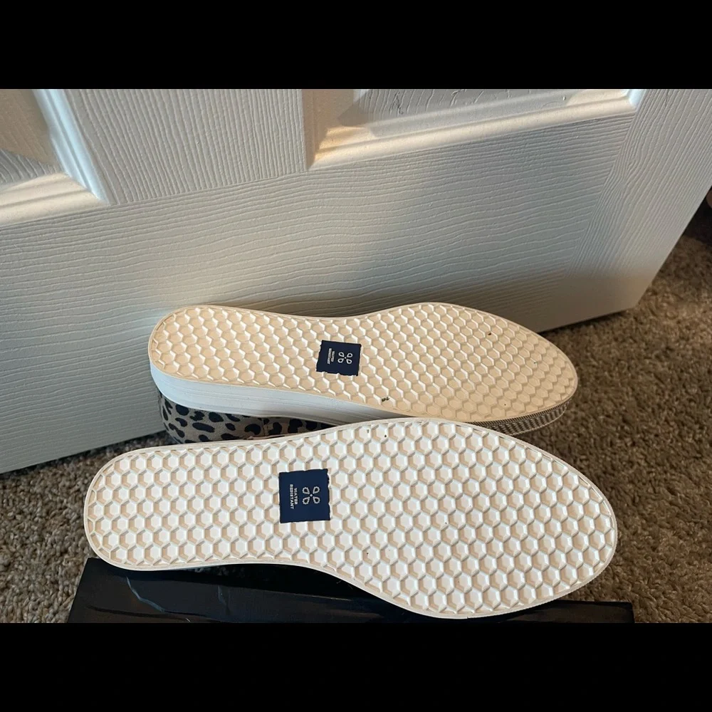 **NEVER WORN ** Cheetah Carlson shoes - Picture 3 of 3
